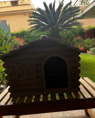 Cuccia per cani in vetroresina effetto legno