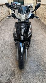 Kymco People 300i GT