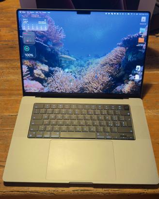 MacBook Pro 16" (2023) - M2 Pro / 16GB RAM / 512GB