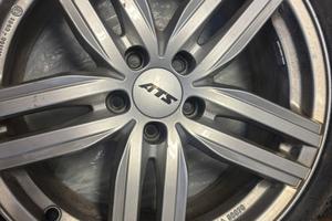 Cerchi e gomme golf 225-40-18