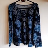 Maglia da donna blu a fantasia floreale 