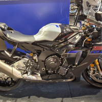 Yamaha R1 M km zero da immatricolare