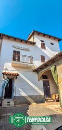 Porzione di casa a Maranzana 5 locali