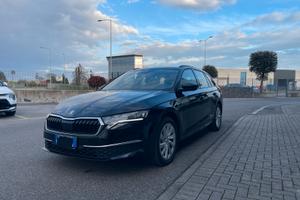 SKODA OCTAVIA WAGON 2.0 TDI 150CV DSG EXECUTIVE