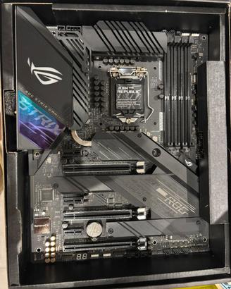 Scheda madre Asus Rog Strix Z490-e gaming