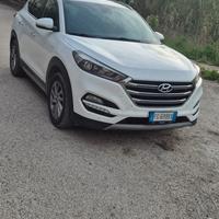 tucson xposspol 1.7 automatico 141cv