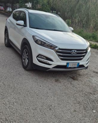 tucson xposspol 1.7 automatico 141cv