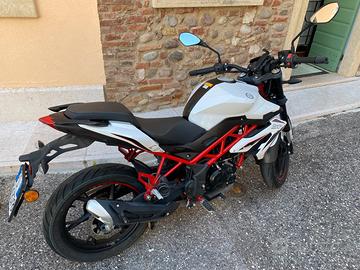 Benelli BN125