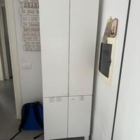 Mobili ikea armadio libreria
