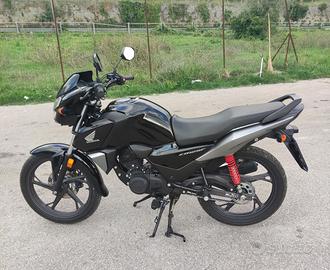 Honda CB 125 F - 2021 per neopatentati