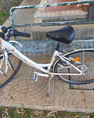 Bicicletta City Bike Donna Bottecchia Bianca