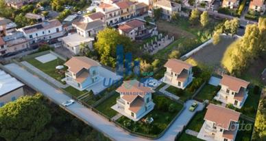 Ville Singole con Giardino Aci Bonaccorsi Centro