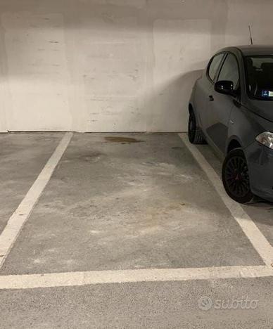 Posto auto sito in Via Luigi guercio - Salerno