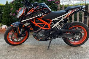 KTM Duke 390 2021