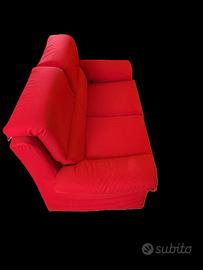 Coppia di divani rossi