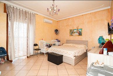 Acicatena 5v + terrazzo 2p 82.000 cl. en. F