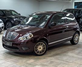 Lancia Ypsilon 1.2 Argento *NEOPATENTATI*