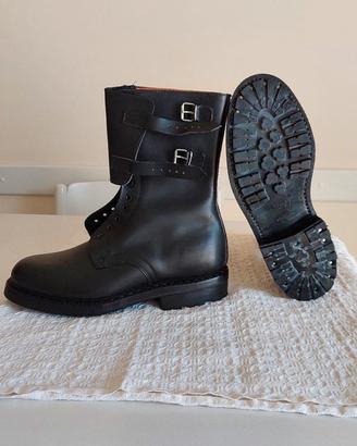 Scarpe fatte a mano da Istituto Nazionale Ciechi