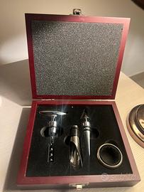 Set da vino nuovo con scatola in legno