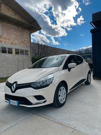 Renault Clio 1.2 16v 75CV OK NEOPATENTATI