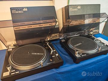 coppia giradischi Reloop RP7000 MK2