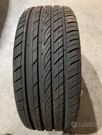 Gomme 205/40/17