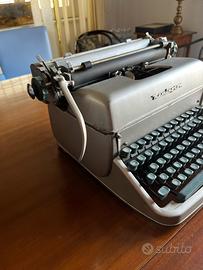 Macchina da scrivere