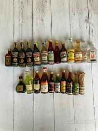 Lotto 24 mignon liquori vintage anni ‘60–’80