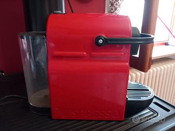 Macchina del caffè marca Nespresso 