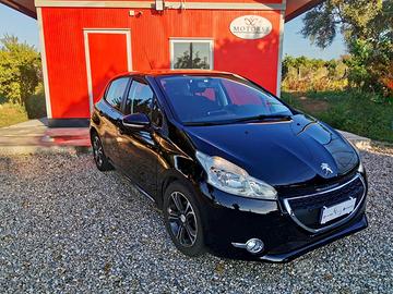 Peugeot 208 1.4 HDi 68 CV 5 porte Allure