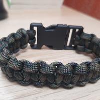 bracciali/portachiavi fatti a mano