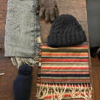 Sciarpe, Guanti e Berretto di Lana