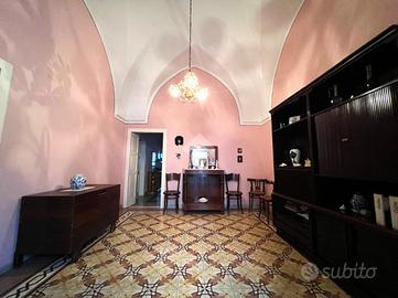 CASA INDIPENDENTE A MESAGNE