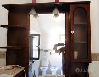 Specchiera con mobile bagno