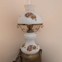 Lampada da tavolo vintage antica