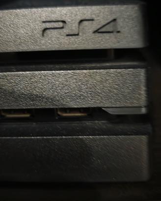 Ps4 pro 1Tb + giochi