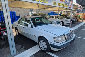 Mercedes-benz E-Series E 200 cat Classica