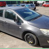 Ricambi Usati OPEL Astra J SW 2011