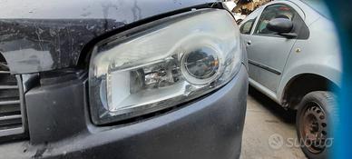 NISSAN QASHQAI 2010 - FARO ANTERIORE SINISTRO