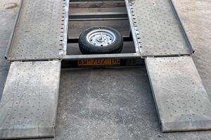Carrello trasporto auto