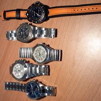 Set orologi di marca 