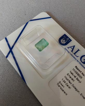 Smeraldo naturale 1,04 ct certificato