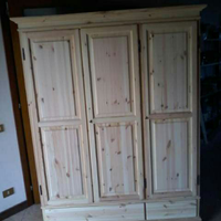 Armadio 3 porte pino massello
