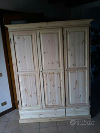 Armadio 3 porte pino massello