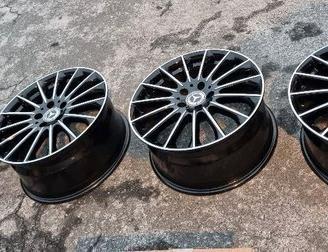 Cerchi in lega stellar 18" per Mercedes doppia mi