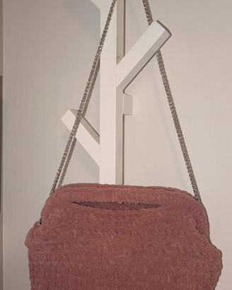 Borsa artigianale rosa antico in tessuto morbido
