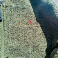 Cardigan bimbo/a Canadian