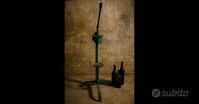 imbottigliatore  vino  per  tappi in sughero
