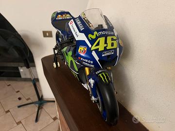 Moto Valentino Rossi De Agostini