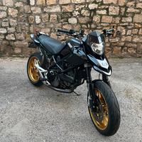 Ducati hypermotard 1100